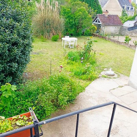 Petite Maison Etape Loire A Velo Ou Compostelle Mosnes Eksteriør bilde