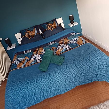 Petite Maison Etape Loire A Velo Ou Compostelle Mosnes Eksteriør bilde
